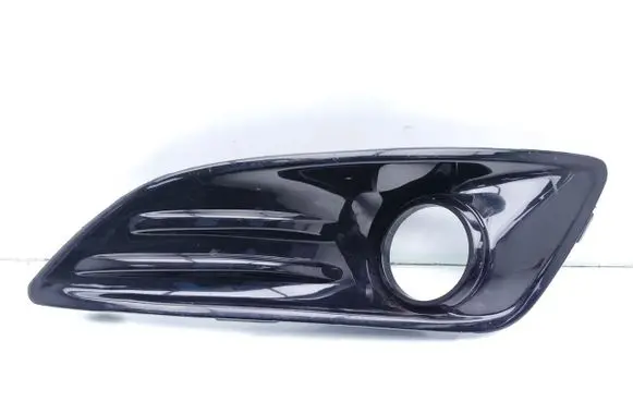 Ford Fiesta Front fog light trim/grill D5BB15A222H C1BB15A222D