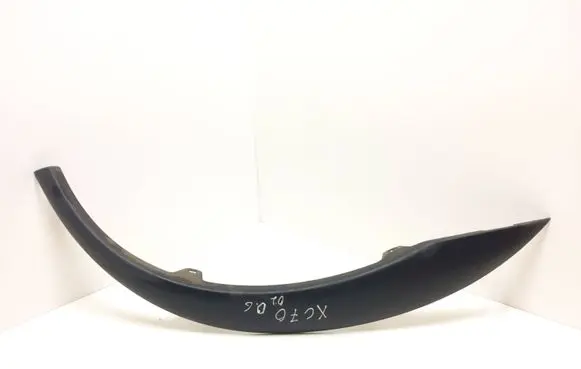Volvo XC70 Rear arch trim 8620134