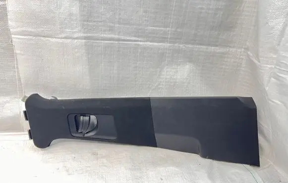 Porsche Cayenne (92A) (B) pillar trim (top) 7P5867240CB