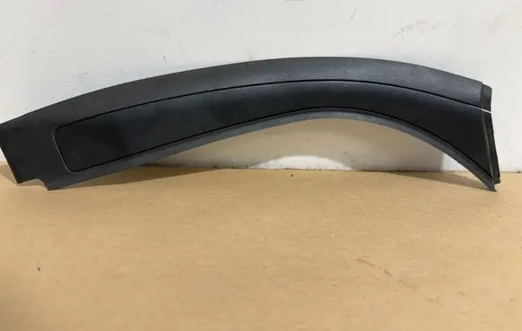 BMW Z4 E85 E86 (B) pillar trim (bottom) 51477025646