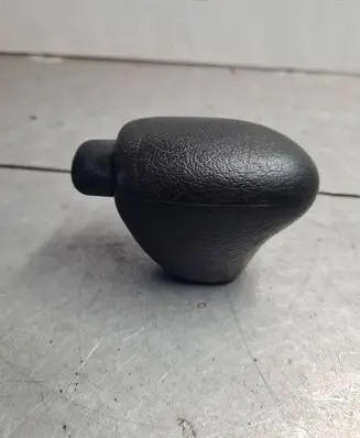 Volkswagen PASSAT B4 Gear lever shifter trim leather/knob 357713139B2