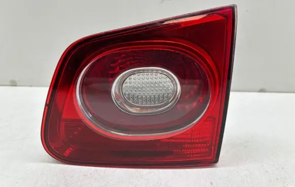 Volkswagen Tiguan Tailgate rear/tail lights 5N0945094B