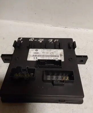 Audi Q7 4L Comfort/convenience module 4F0910279K F005V00619