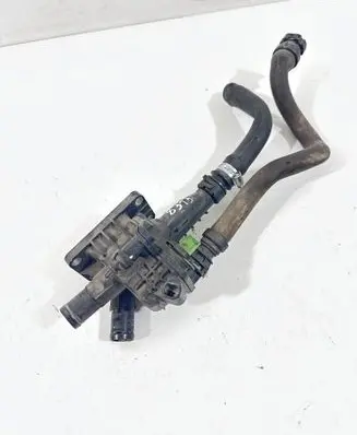 Thermostat/thermostat housing