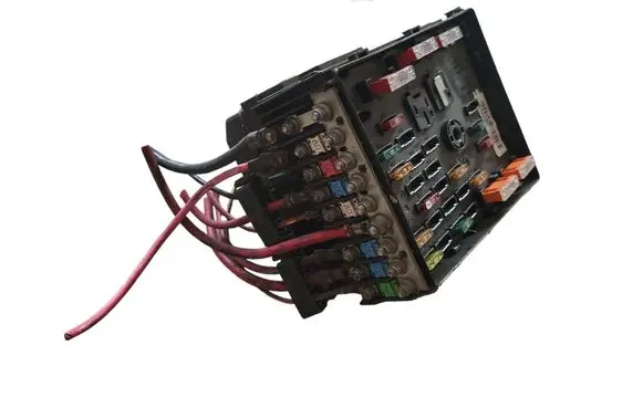 Volkswagen PASSAT B6 Fuse module 3C0937125