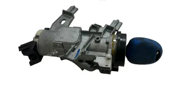 Mitsubishi Grandis Ignition lock