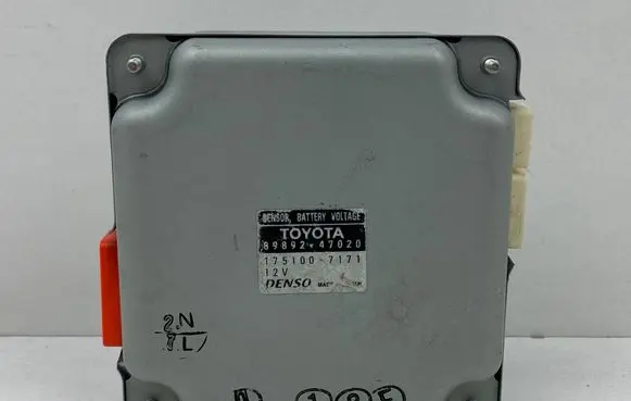 Toyota Auris 150 Other control units/modules 8989247020