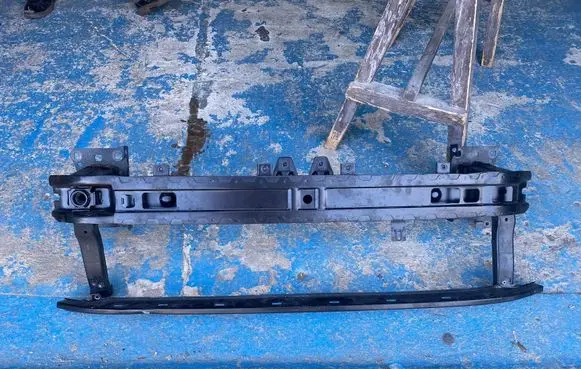 Volkswagen PASSAT B8 Front bumper support beam 3G0807611A