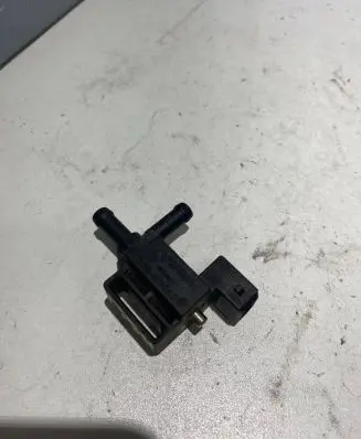 Volvo V70 Turbo solenoid valve 9470775 72251702 99T341
