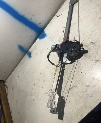 Opel Vivaro Front door window regulator with motor 541613212
