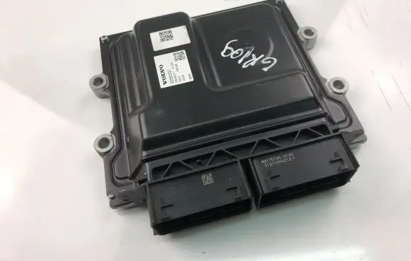 Volvo S90, V90 Engine control unit/module ECU 32253221