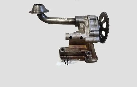 Volkswagen Golf V Oil pump 06A115105B A03792905