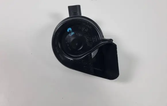 Audi A5 8T 8F Horn signal 8T0951223