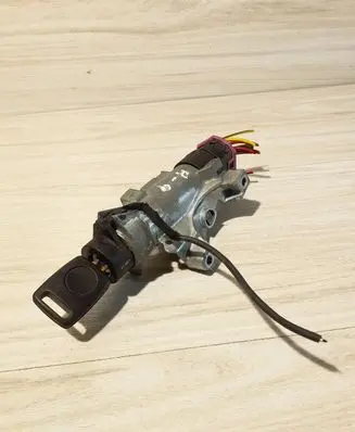 Audi A4 S4 B5 8D Ignition lock 4D0905851E