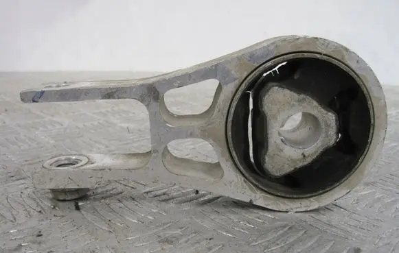 Jeep Compass Engine mount vacuum valve P68253028AC