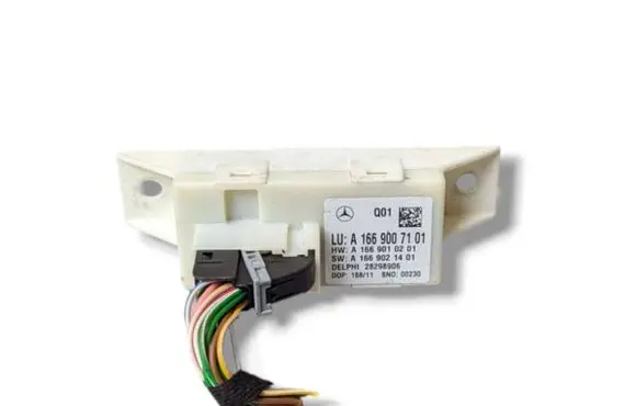 Mercedes-Benz C W204 Light module LCM 28298906 A1669007101