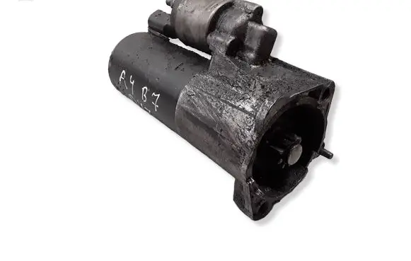 Audi A4 S4 B7 8E 8H Starter motor 03G911023