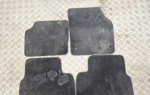 Land Rover Discovery Sport Car floor mat set 
