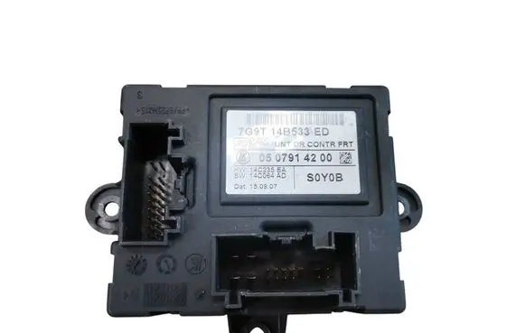 Volvo V70 Door control unit/module 0507914200
