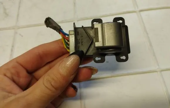 Honda FR-V Electric window control switch M20783