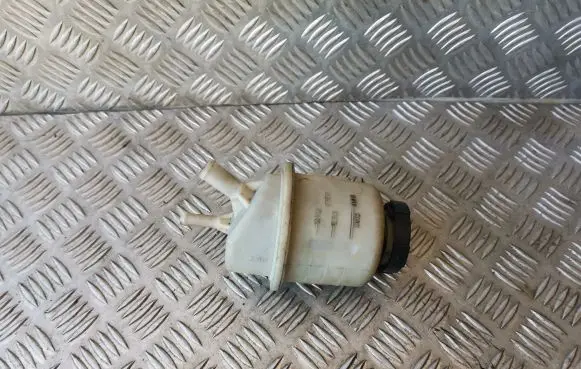 Nissan Navara D40 Power steering fluid tank/reservoir 49180EA000