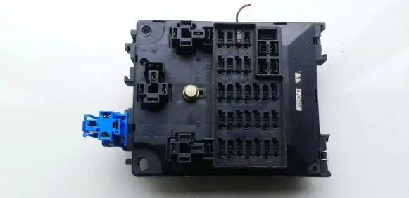 Nissan Micra Fuse box set PBTGF10 PBT-GF10