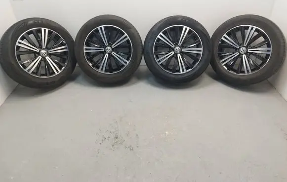 Volkswagen Tiguan R18 alloy rim 5NA601025AB