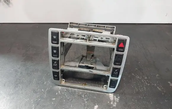 Ford Galaxy Dashboard 7M5858069E YM21A047A04BEW