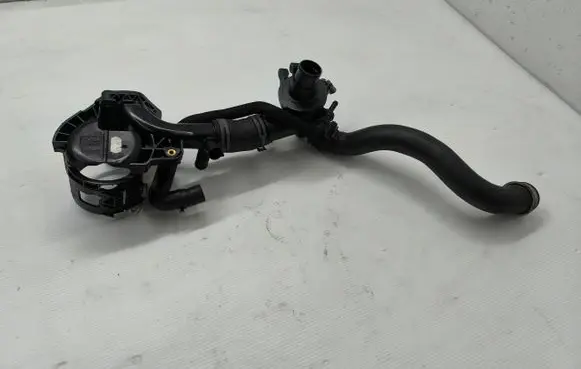 Mercedes-Benz E W212 Engine coolant pipe/hose A6512003700