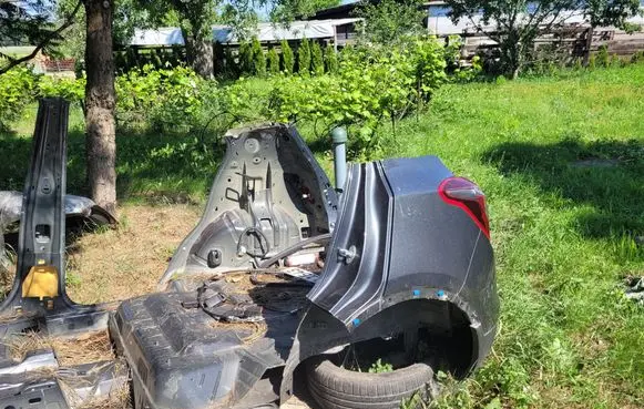 Opel Mokka X Truck tailgate 