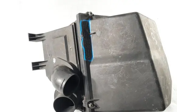 Audi A8 S8 D2 4D Air filter box 059133837A