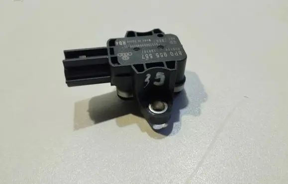 Audi A4 S4 B7 8E 8H Airbag deployment crash/impact sensor 8P0955557