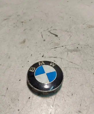 BMW 5 E39 Original wheel cap 36136783536