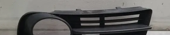 Volkswagen Touran I Front bumper lower grill 1T0853665A
