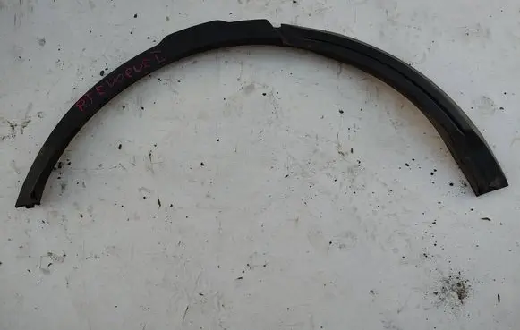 Land Rover Evoque I Rear arch trim 