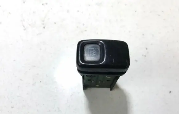 Mazda 626 Windscreen/window heater switch