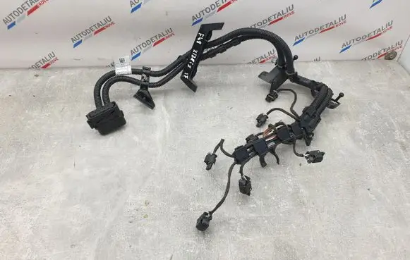 BMW X1 F48 F49 Fuel injector wires 8634246 8643382
