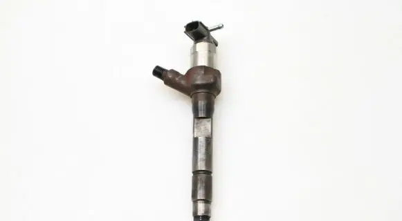 Mazda 6 Fuel injector R2AA13H50