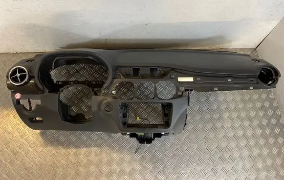 Mercedes-Benz B W246 W242 Dashboard 2468600402 2011165 2011154