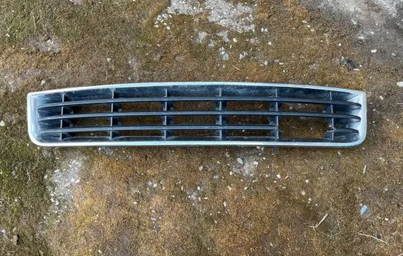 Audi A8 S8 D3 4E Front bumper lower grill 4E0807953
