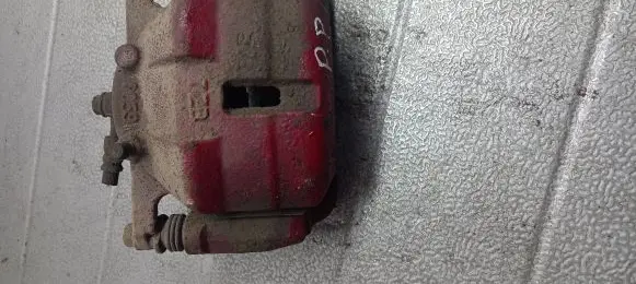 Nissan Qashqai Front brake caliper