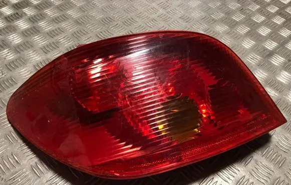 Peugeot 307 Rear/tail lights T50