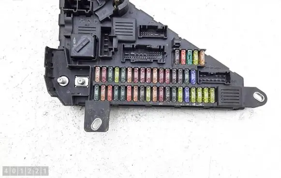 BMW M5 Fuse module 690661805