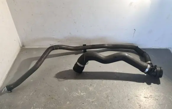 BMW 4 F36 Gran coupe Engine coolant pipe/hose 7812941 17127812941