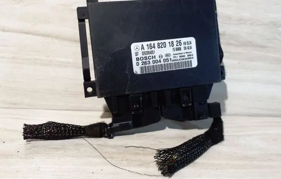 Mercedes-Benz R W251 Parking PDC control unit/module A1648201826 0263004051