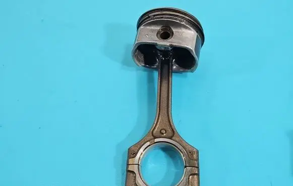 Hyundai i30 Piston IMPRK1513480