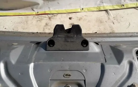 Renault Laguna I Tailgate/trunk/boot lock/catch/latch