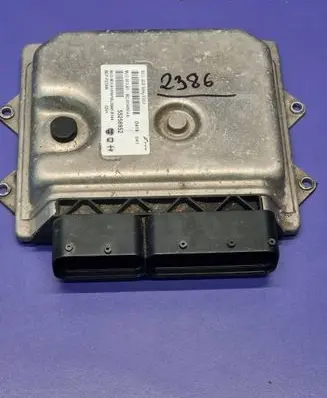 Fiat 500L Engine control unit/module 55258952 BC0104974E SDE85H