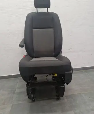 Opel Vivaro Front driver seat