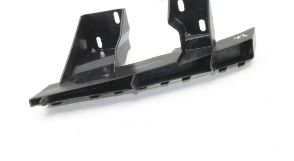 Audi Q7 4L Front bumper mounting bracket 4L0807334A